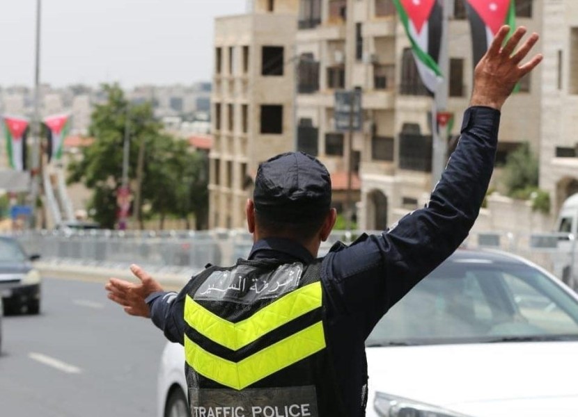 مشاجرة بين سائقي حافلات طالبات تثير الذعر في طبربور