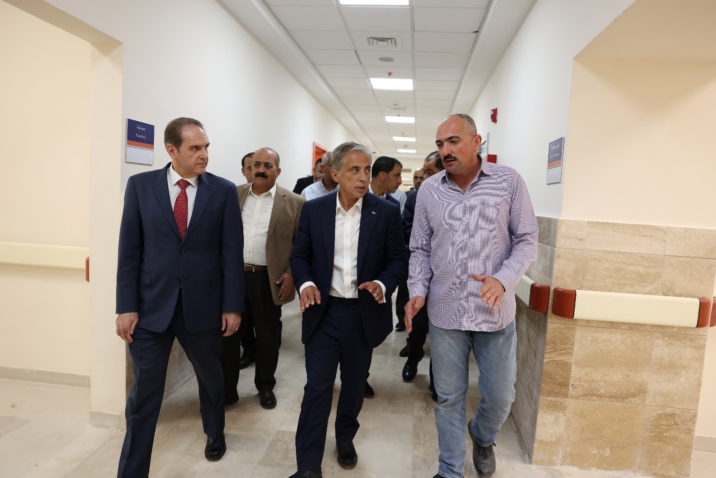 رئيس الوزراء يزور ستَّة مواقع في لواءيّ الكورة وقصبة إربد