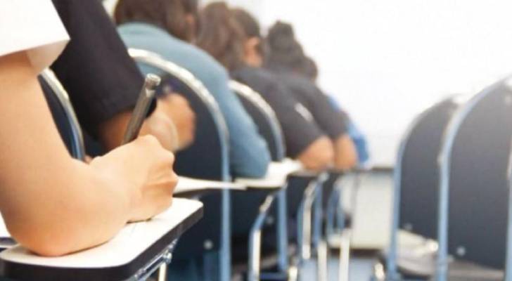 التربية: 706 مخالفات وعقوبات بحق طلبة التوجيهي