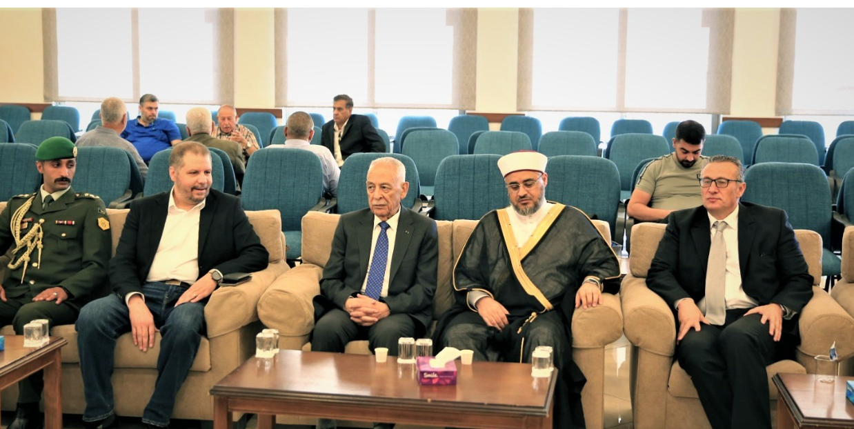 مندوبا عن الملك وولي العهد. العيسوي يعزي بوفاة نقيب الصحفيين الأسبق سيف الشريف