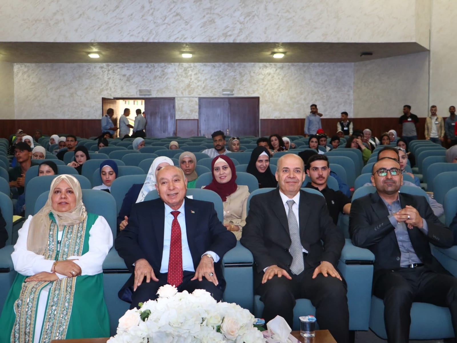 جامعة مؤتة تنظّم يوماً علمياً حافلاً بالأنشطة الثقافية والإبداعية