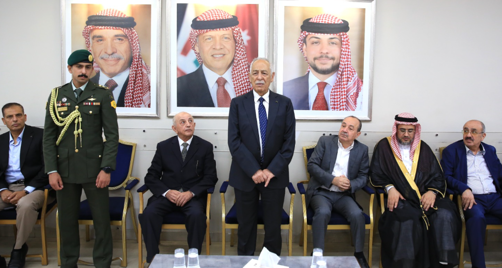 مندوبا عن الملك وولي العهد.. العيسوي يعزي الزبن/ بني صخر والسنكري والعزام