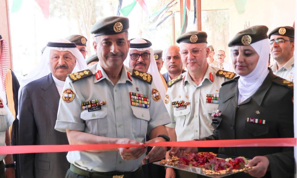 مدير عام الخدمات الطبية الملكية يفتتح قسم غسيل الكلى في مركز صحي صبحا وصبحية العسكري