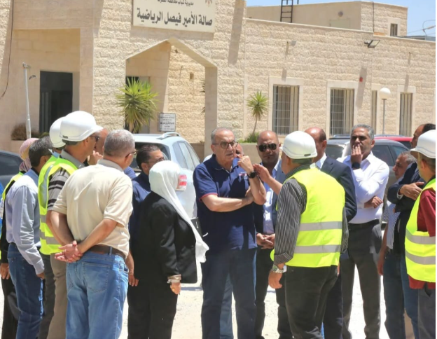وزير الأشغال يتفقد عددا من المشاريع في الكرك
