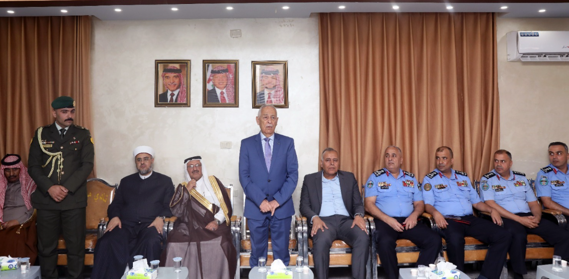 مندوبا عن الملك وولي العهد. العيسوي يعزي عشيرتي الحميمات والشياب