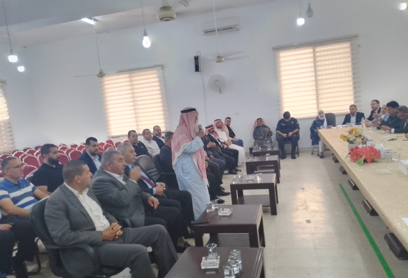 جلسة تعريفية بجائزة الحسين للعمل التطوعي في جرش