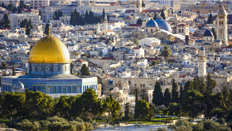 قمة الدوحة تؤكد دعم الوصاية الهاشمية على المقدسات في القدس