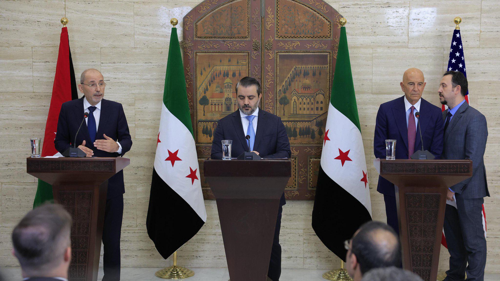 الصفدي: نقف بالمطلق إلى جانب سوريا بمواجهة العدوان الإسرائيلي